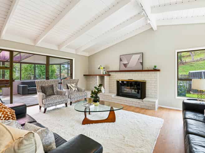 748 Dairy Flat Highway, Dairy Flat