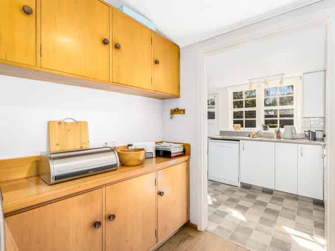 26 Kauri Street, Eastbourne
