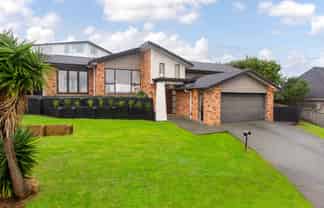 131 Alec Craig Way, Gulf Harbour
