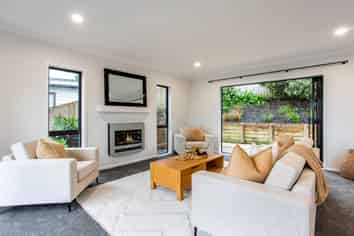 131 Alec Craig Way, Gulf Harbour