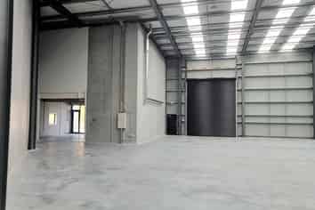 EXCEPTIONAL NEW INDUSTRIAL UNIT
