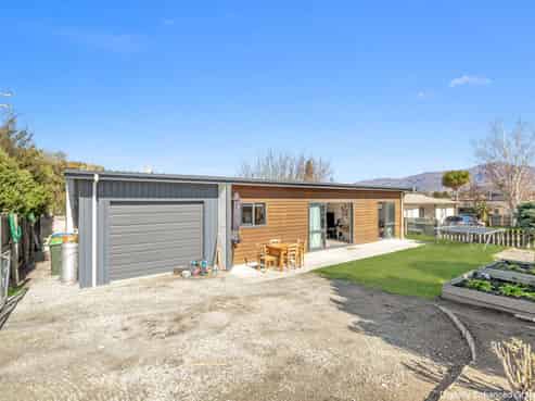 22 Ortive Street, Cromwell