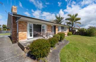 211 Sandwich Road, Saint Andrews