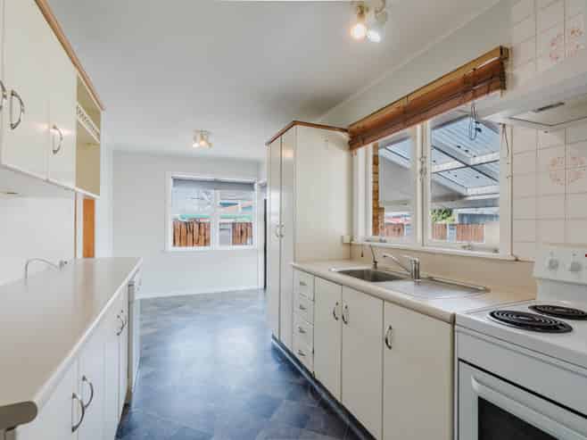 211 Sandwich Road, Saint Andrews