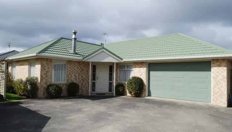 9 Greenaway Rd, Waikanae