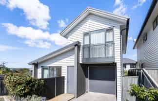 10C Lyndhurst Street, Waiotaiki Bay