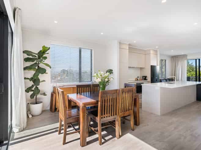 10C Lyndhurst Street, Waiotaiki Bay