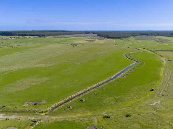 526 Lake Road, Himatangi