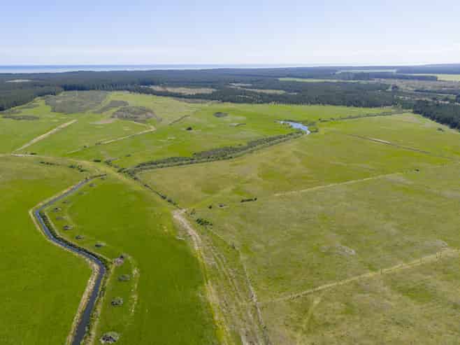 526 Lake Road, Himatangi