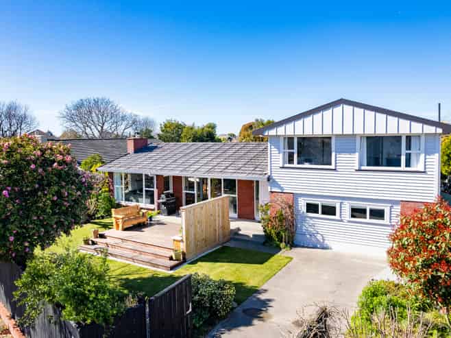 24 Deepdale Street, Burnside