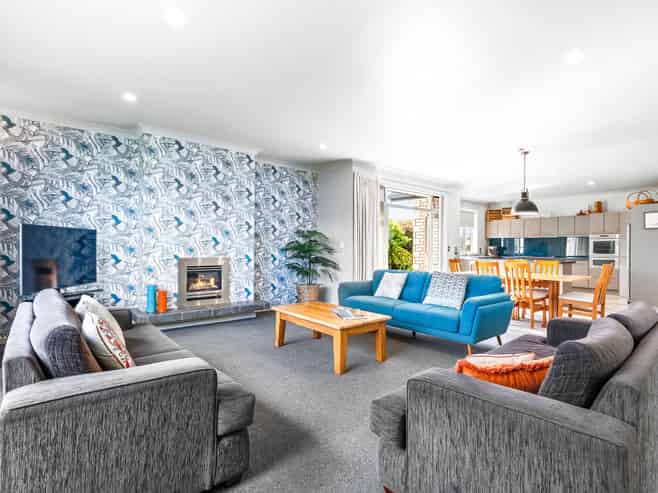 16 McAinch Place, KAMO