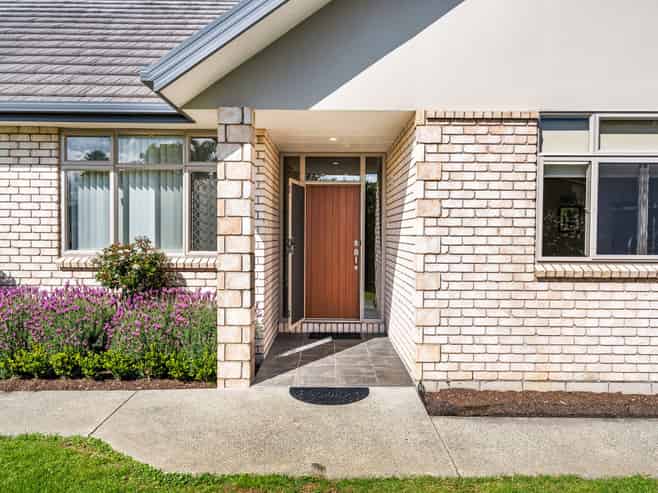 16 McAinch Place, KAMO