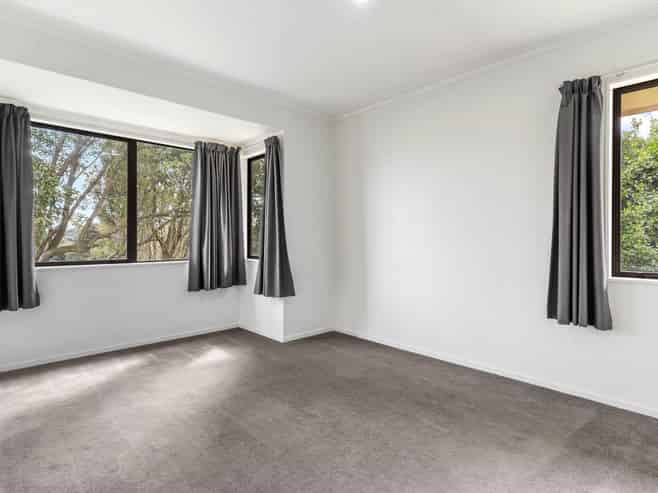 16 Rata Street, Waiuku
