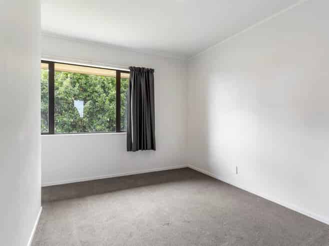 16 Rata Street, Waiuku