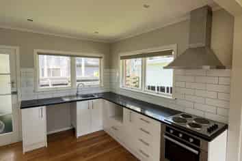 1/34 Lake Pupuke Drive, Takapuna