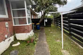 1/34 Lake Pupuke Drive, Takapuna