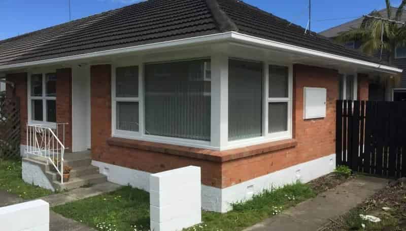 1/34 Lake Pupuke Drive, Takapuna