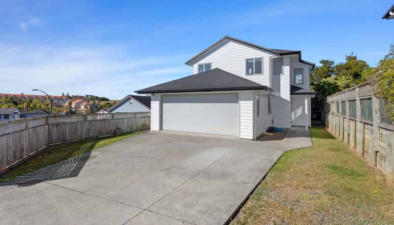 29 Maylee Crescent, Gulf Harbour