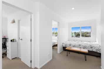 29 Maylee Crescent, Gulf Harbour