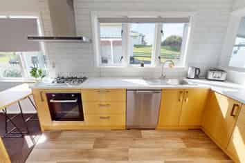 5 Bastia Avenue, Bastia Hill