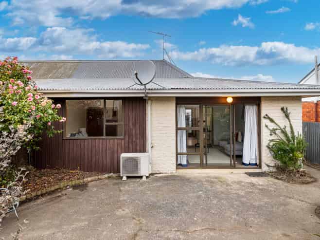 43D Law Street, Caversham