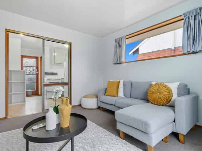 43D Law Street, Caversham