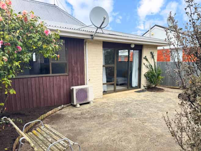43D Law Street, Caversham