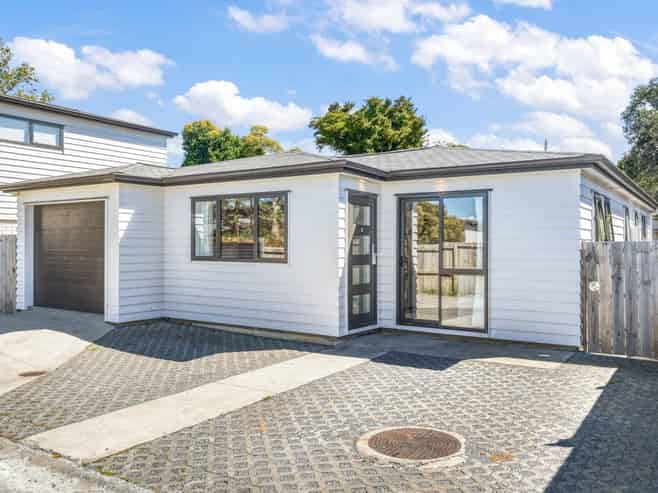 104C Holly Street, Avondale