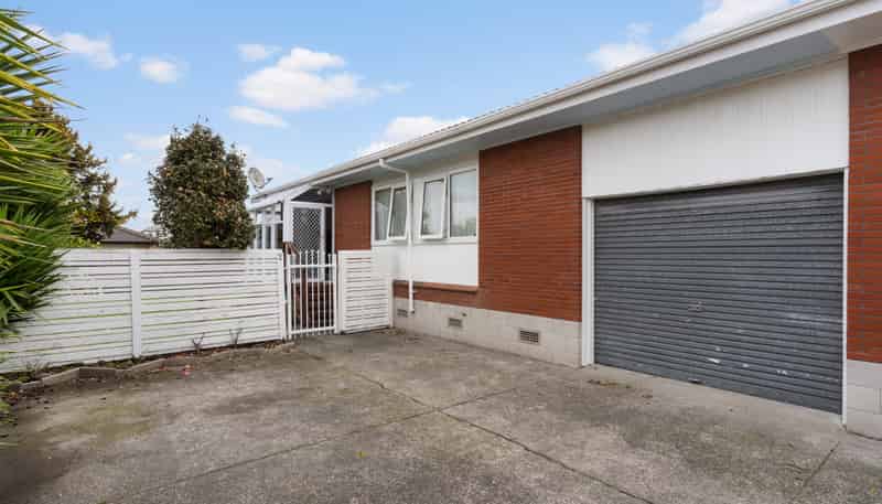 2/17 Poinsettia Place, Henderson
