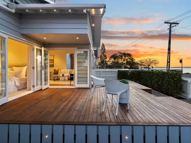 10 Joan Street, Point Chevalier
