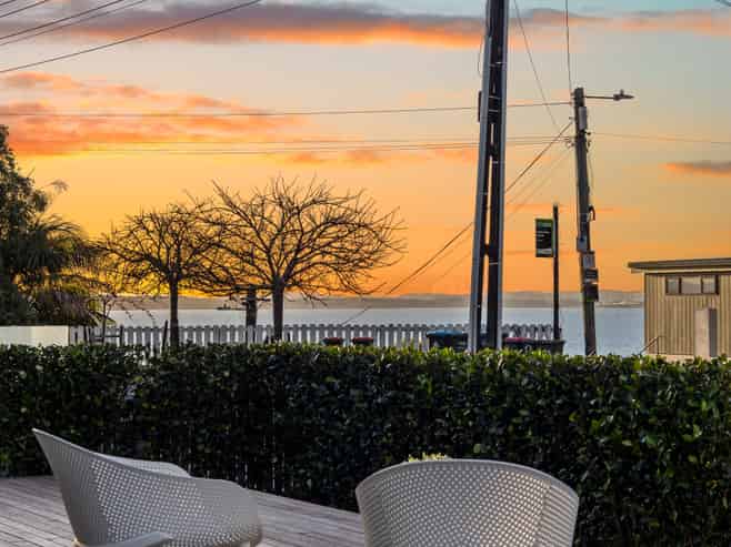 10 Joan Street, Point Chevalier