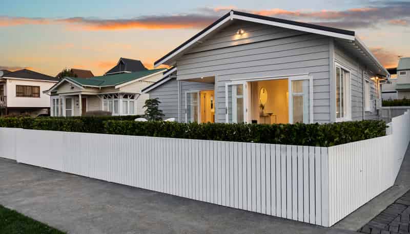 10 Joan Street, Point Chevalier