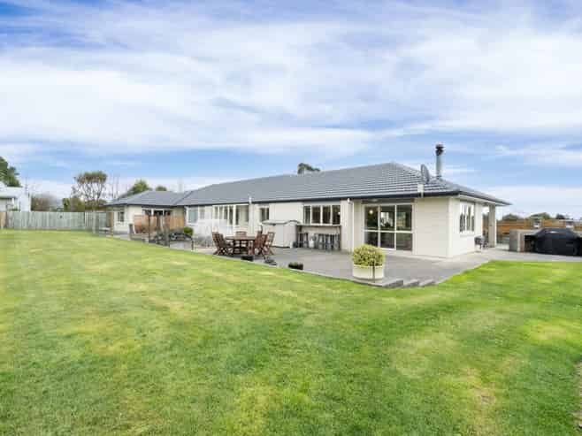 6 Arete Lane, Levin