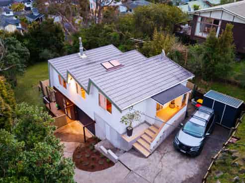 1000 East Coast Road, Northcross