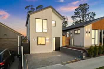 43 Puhikawa Street, Massey