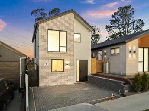 43 Puhikawa Street, Massey