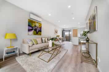 40 Clay Works Lane, New Lynn