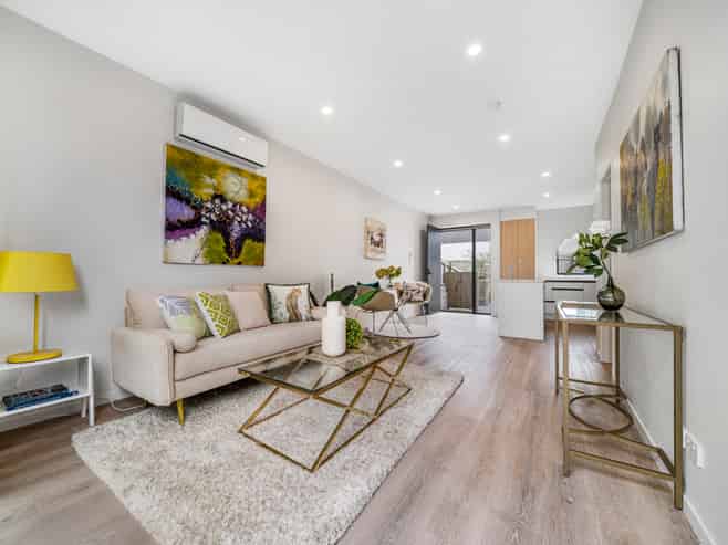 40 Clay Works Lane, New Lynn