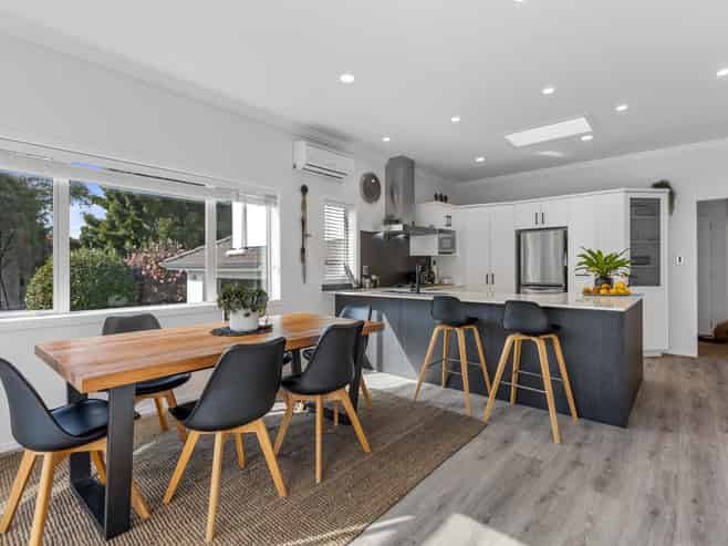 14 Jarrah Park Drive, Pyes Pa