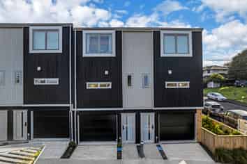 73 Helen Jenepher Lane, Mount Wellington