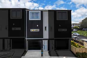 73 Helen Jenepher Lane, Mount Wellington