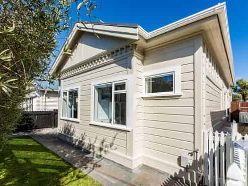 37 Humber Street, Island Bay