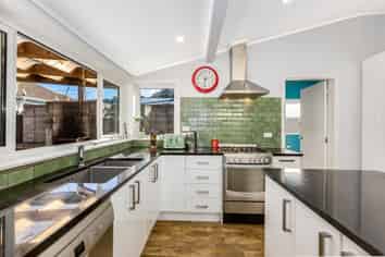 37 Humber Street, Island Bay