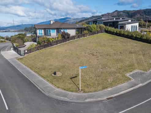 1 Portland Place, Kaiteriteri