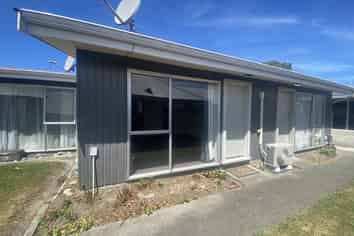 6/206 Hasting Street East, Waltham
