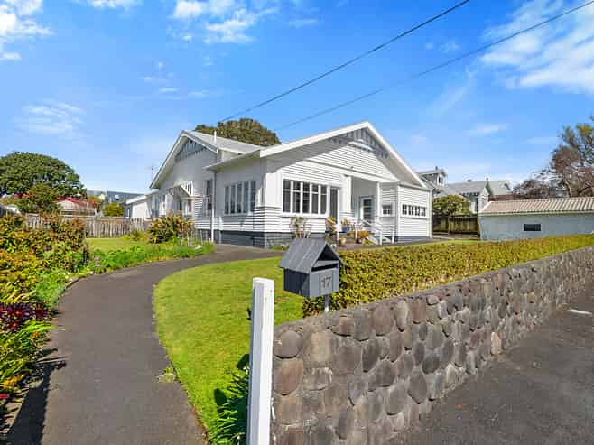 17 Barrett Street, Westown