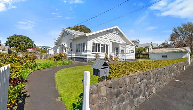 17 Barrett Street, Westown