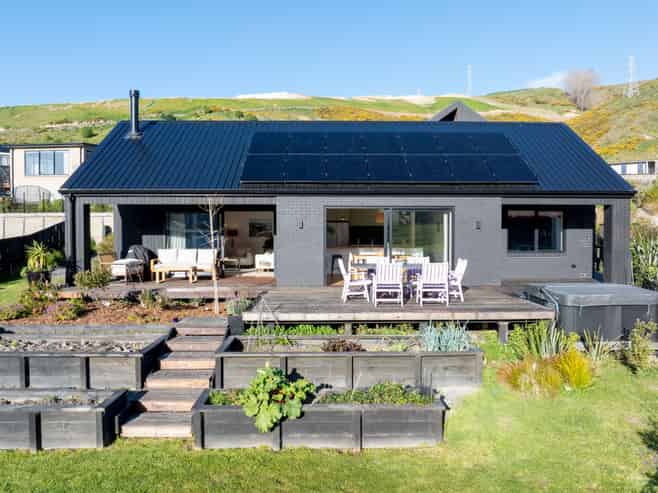 14 Carex Rise, Cracroft