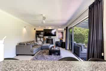 24 Splitt Avenue, Glenview