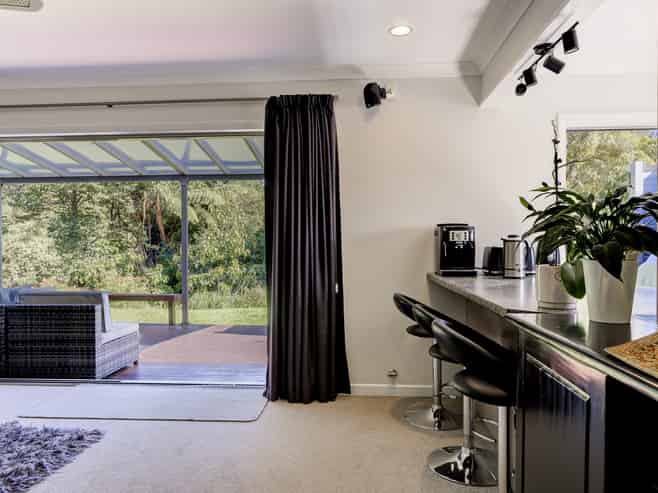 24 Splitt Avenue, Glenview